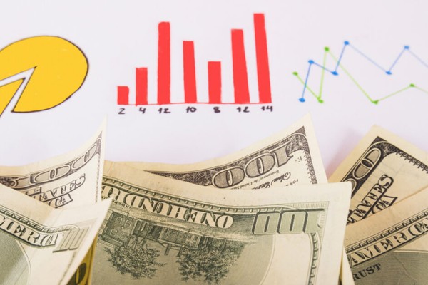 Chuyên gia XVIP đang phân tích chiến lược trò chơi